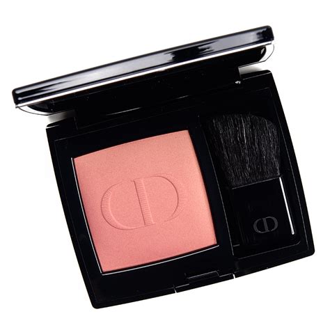 dior rayonnante 330 blush.